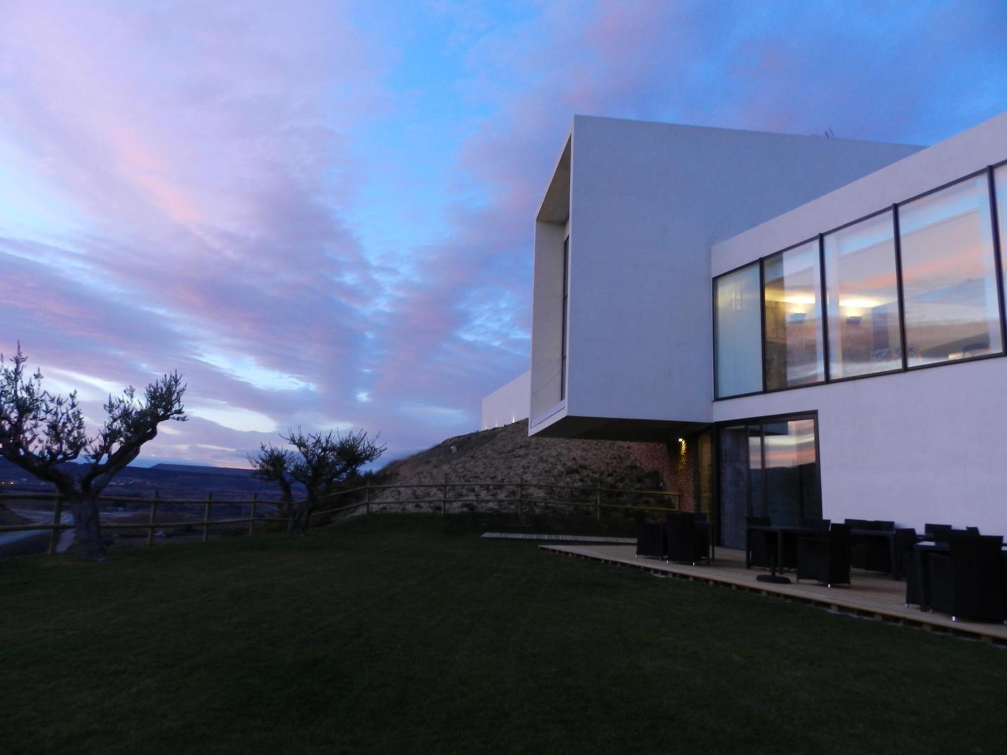Hotel-Bodega Finca De Los Arandinos Entrena المظهر الخارجي الصورة